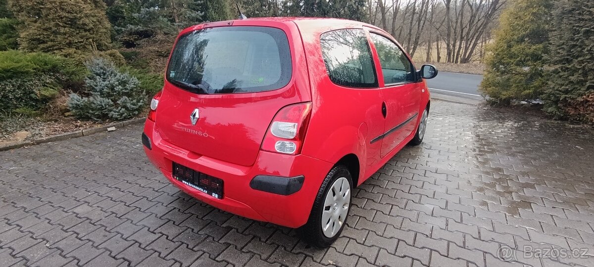 Renault Twingo II 1.2 benzin akce 29000 kč - 4