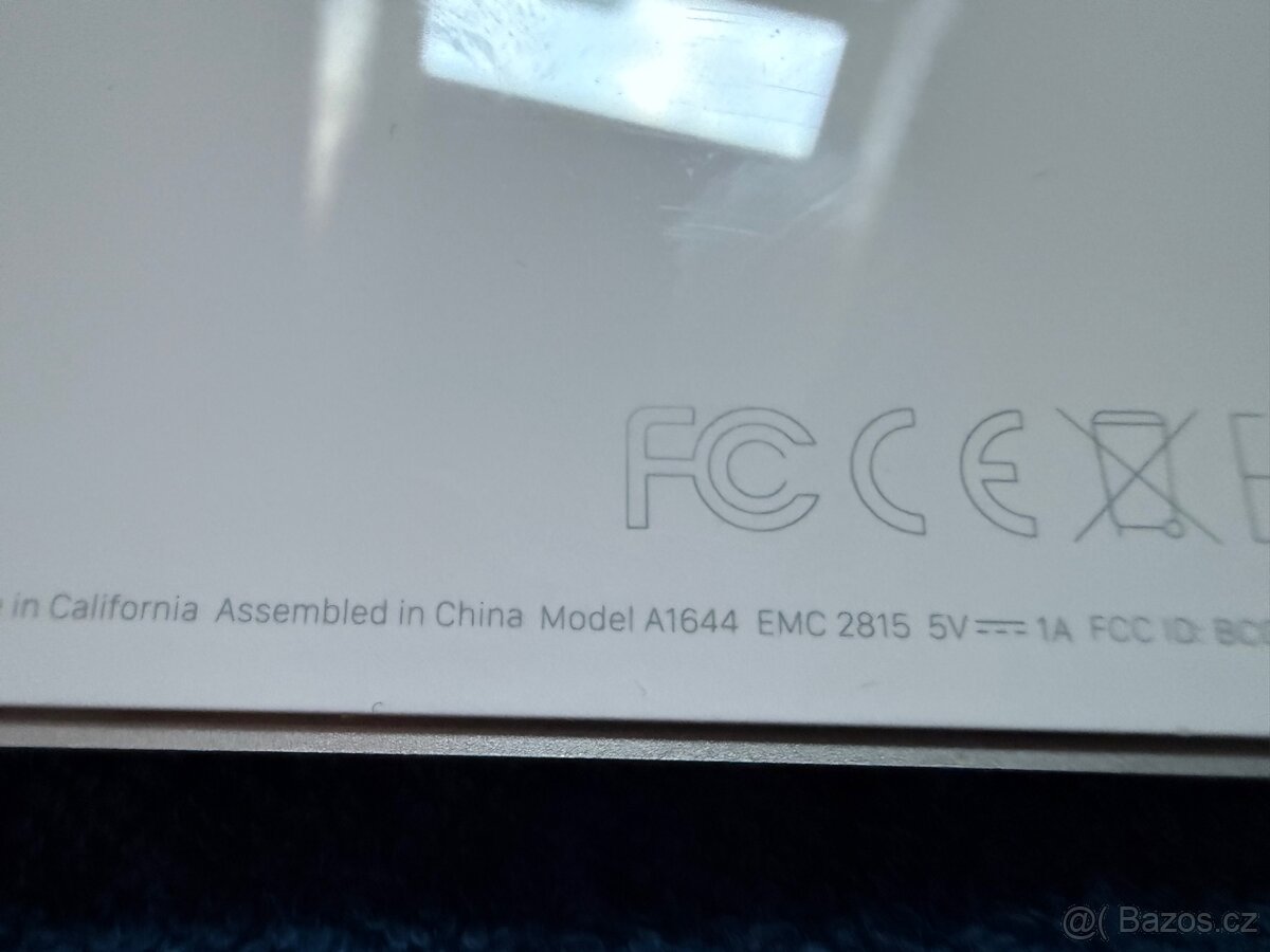 Apple Magic Keyboard model A1644 - 4