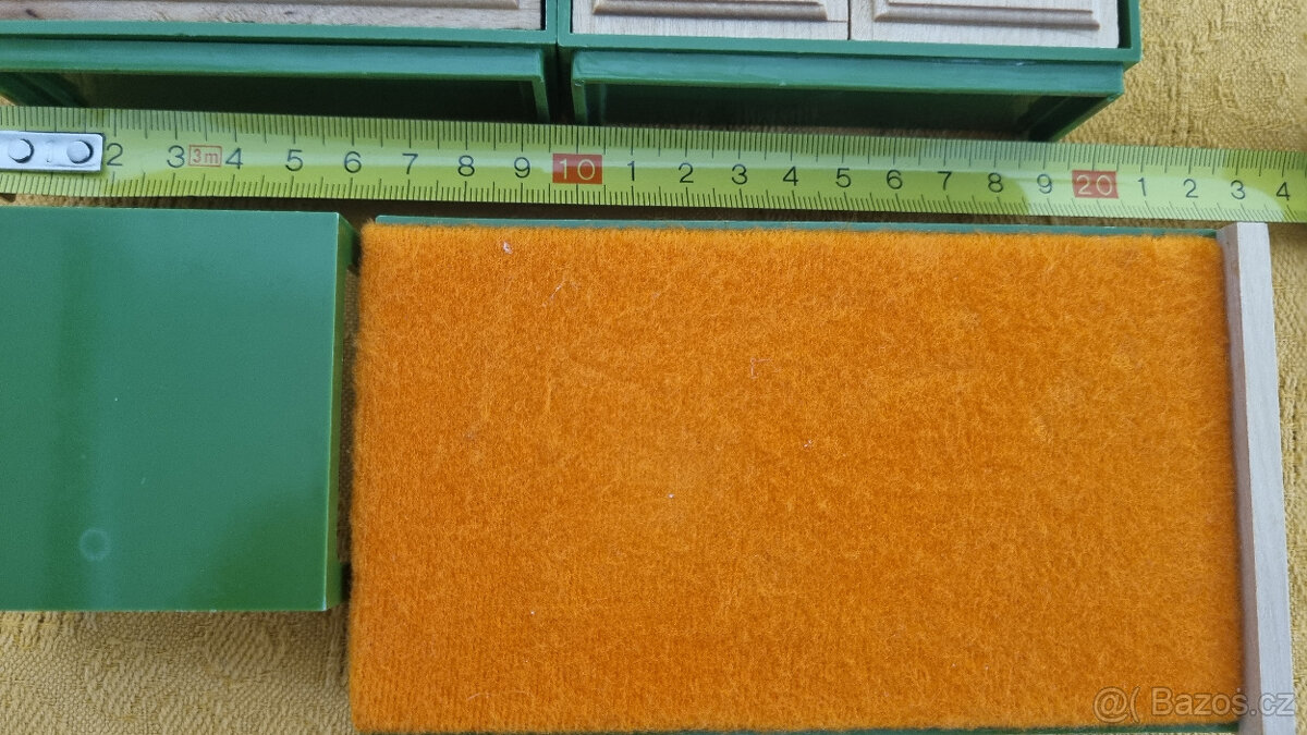 Skříňky - dětské hračky - 4