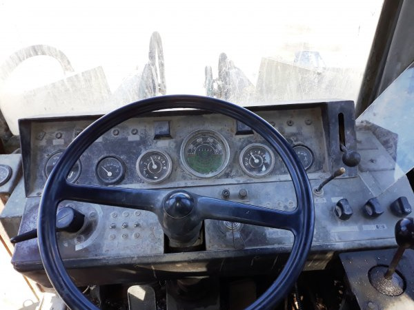 UNC 200 nakladač 16.8t - 4