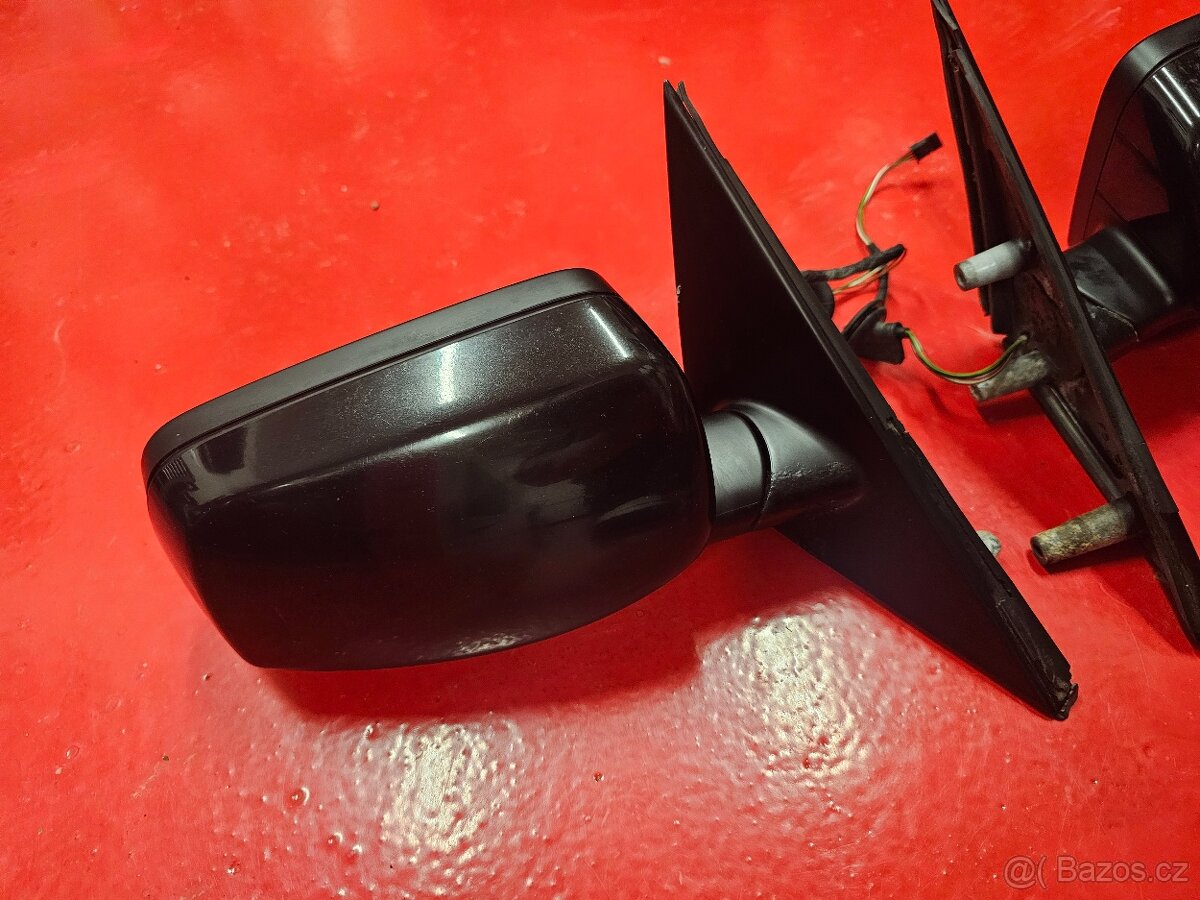 Zpětné zrcátko bmw E60 E61 černá 668 - 4