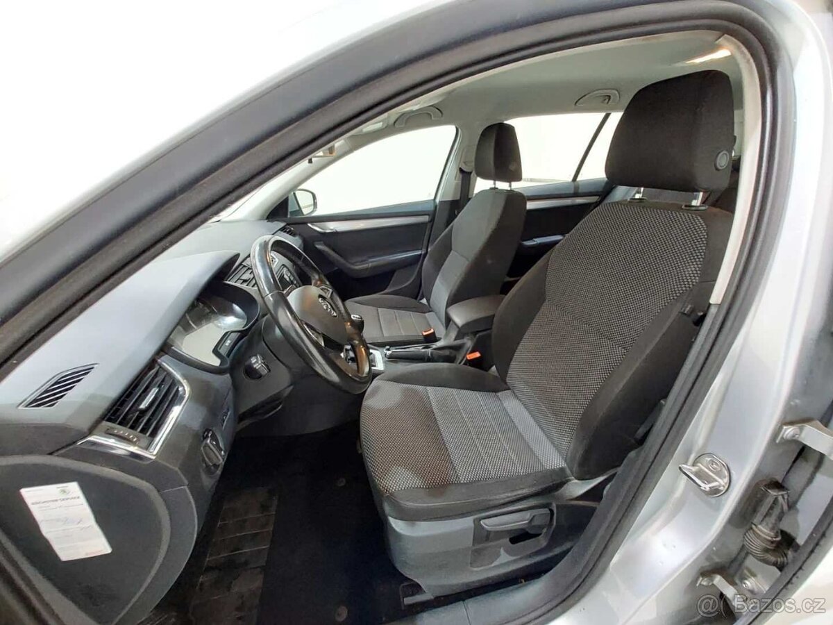 Škoda OCTAVIA combi 1.4Tsi 103KW 5/2014 148tkm PĚKNÁ VÝBAVA - 4