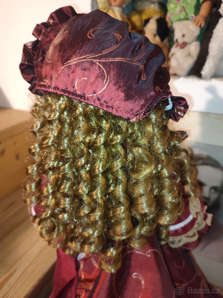 Porcelánová panenka veliká 63cm - 4