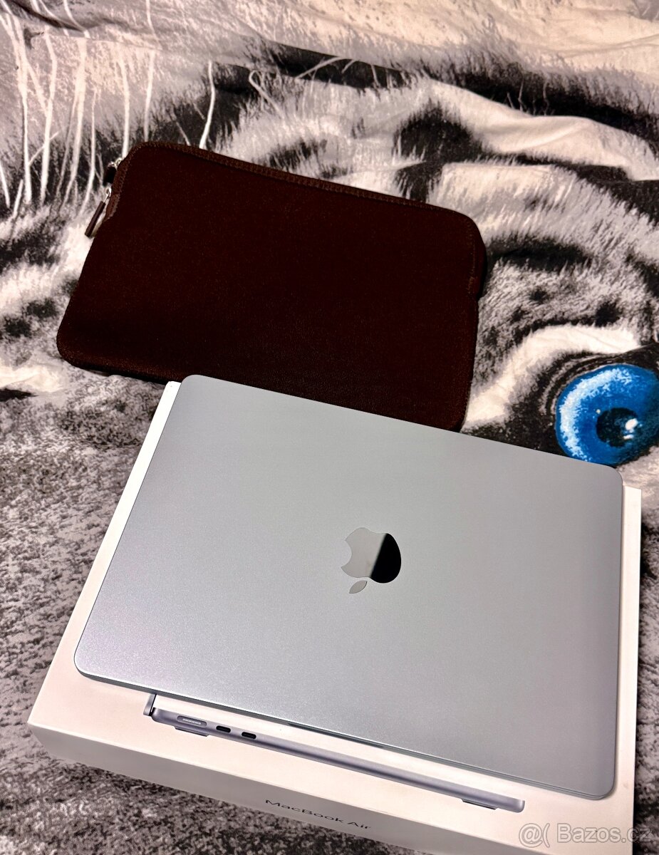 Apple MacBook Air 13,6" M4 256gb (2025) blankytně modrý - 4