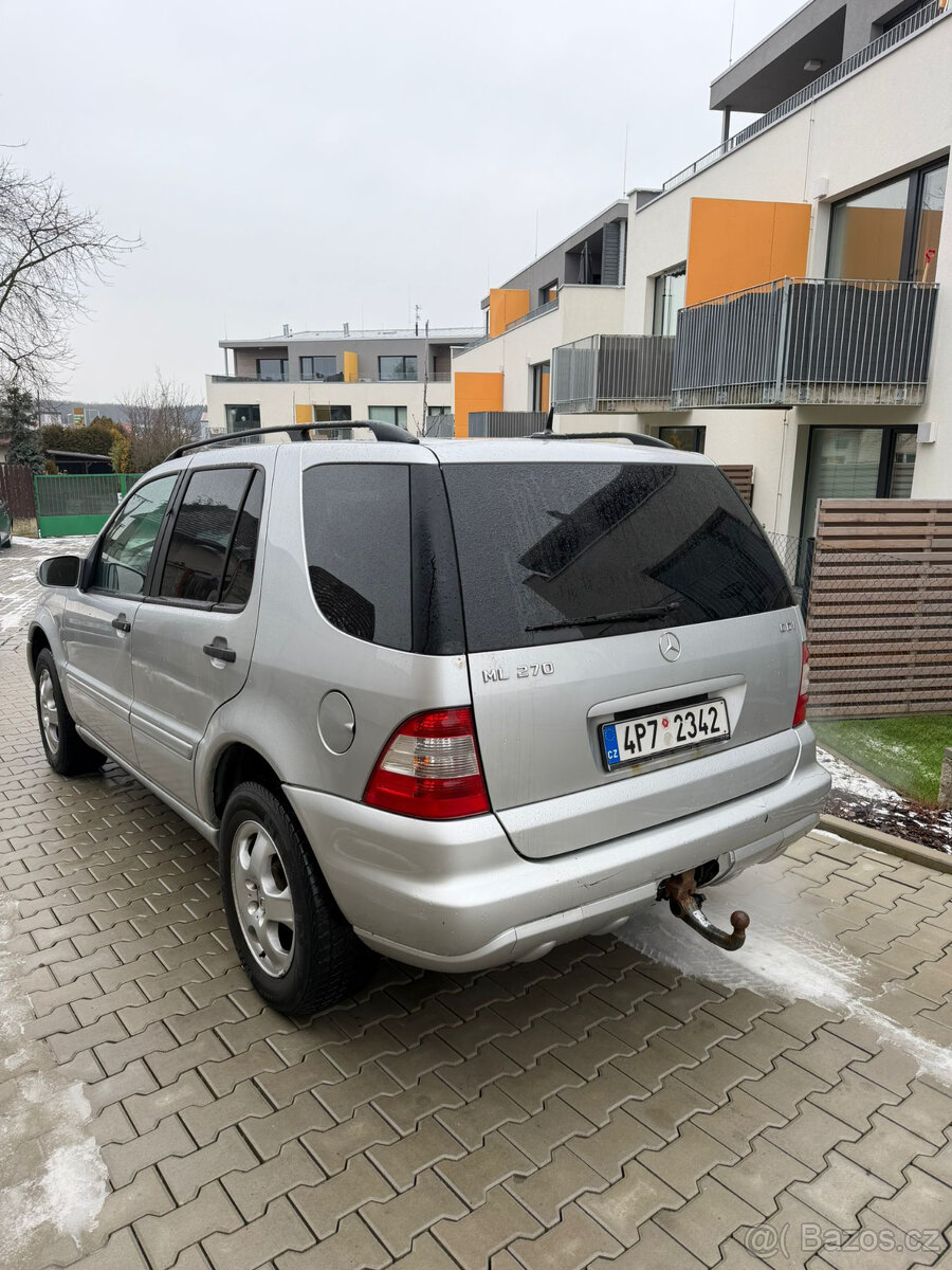 Mercedes-Benz ML 270 CDI, r.v. 2004 - 4