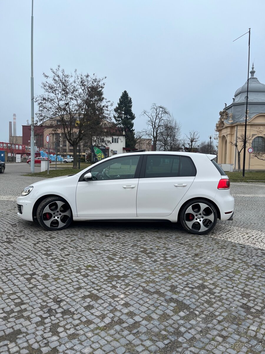 Golf mk6 gti - 4