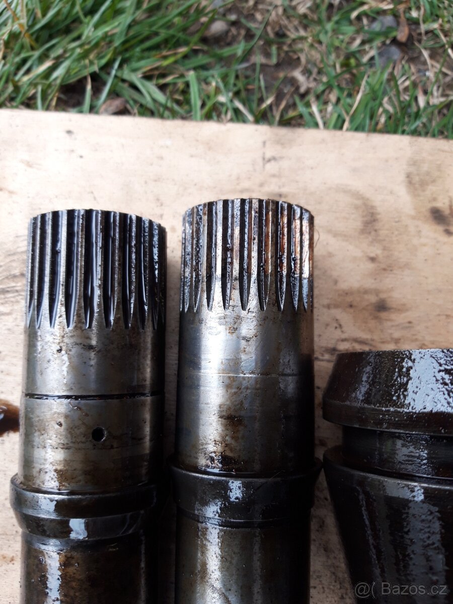 Zetor 7211 náhonové hřídele - 4