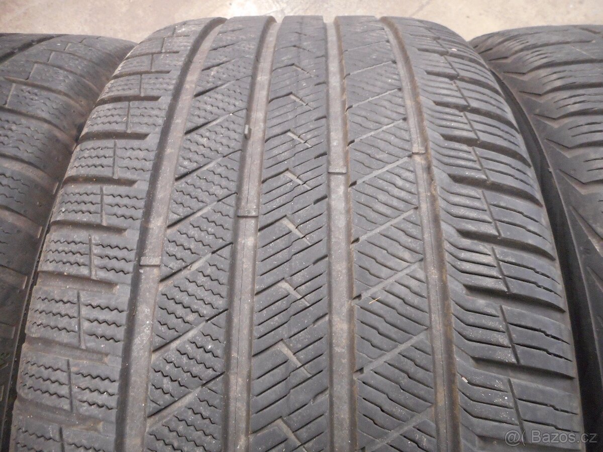 285/40R21 109Y - 4