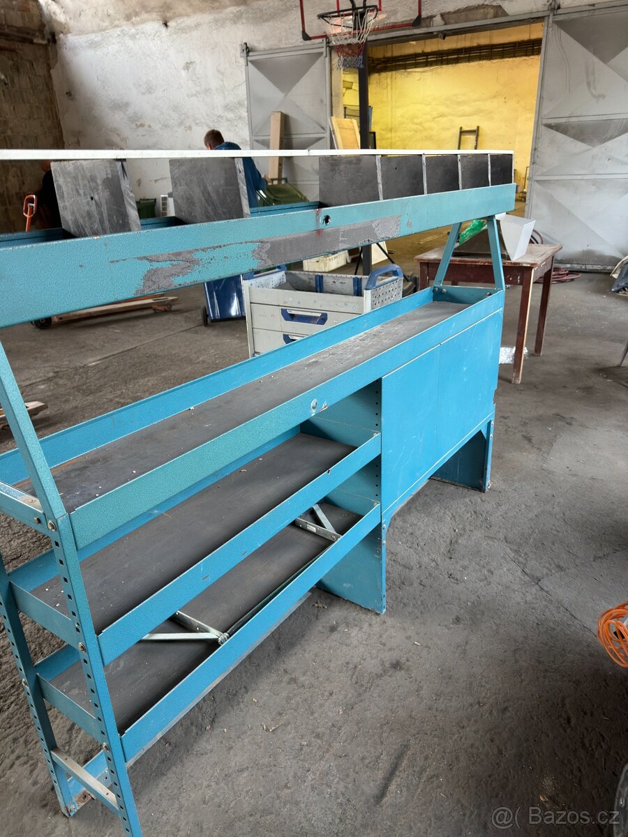 Vestavěná pracovní skříň do dodávky - 4