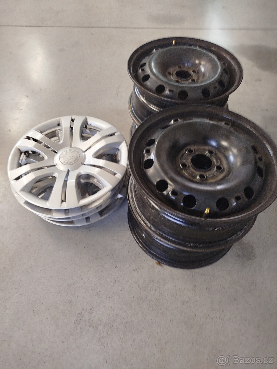 Disky Škoda Octavia 1 + poklice - 4