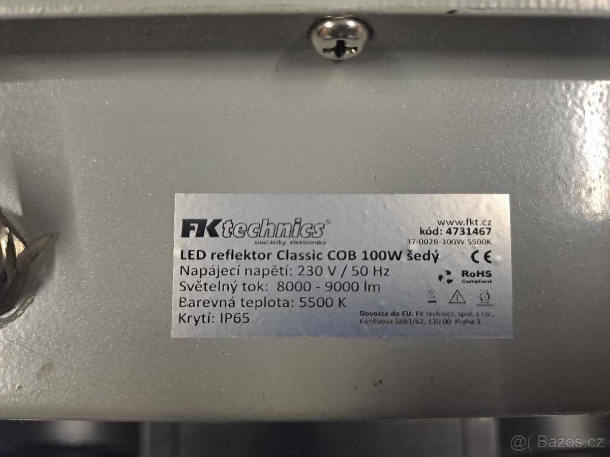 2 reflektory – LED 100 W + halogen 1000W - 4