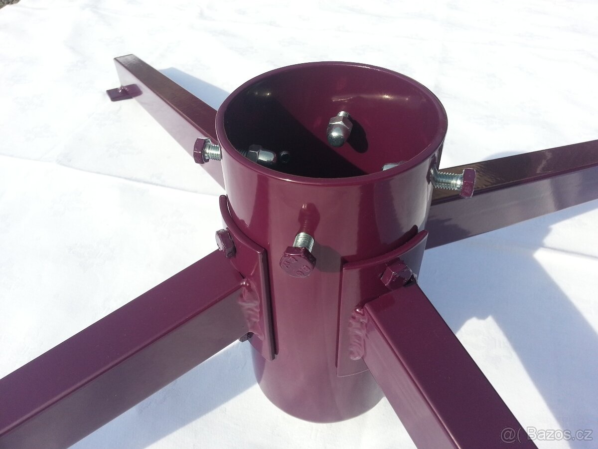 Stojánek na vánoční stromeček - 4