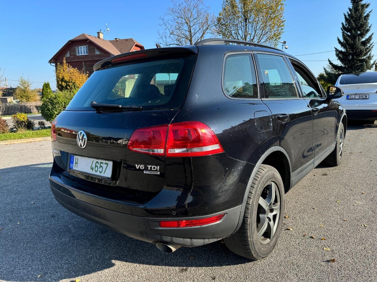 Volkswagen Touareg - 4