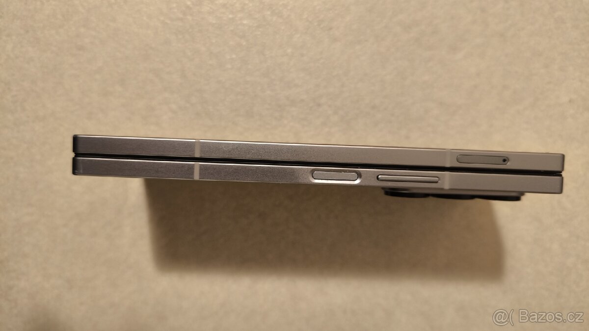 Samsung Galaxy Z Fold 6 12/256 - 4