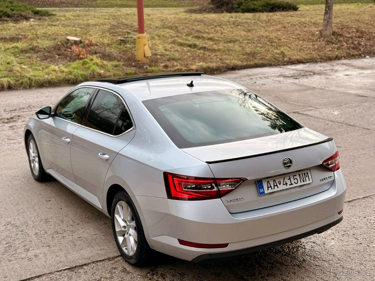 Škoda Superb 1,6 Ambient TDi 88 kW - 4