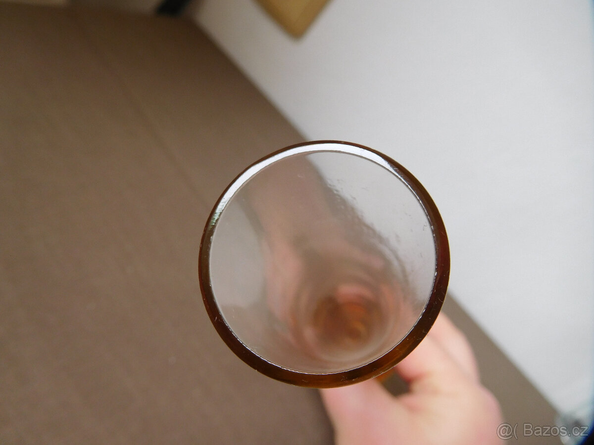 VÁZA - VÁZIČKA - METELÁK - 25,5 cm - 4