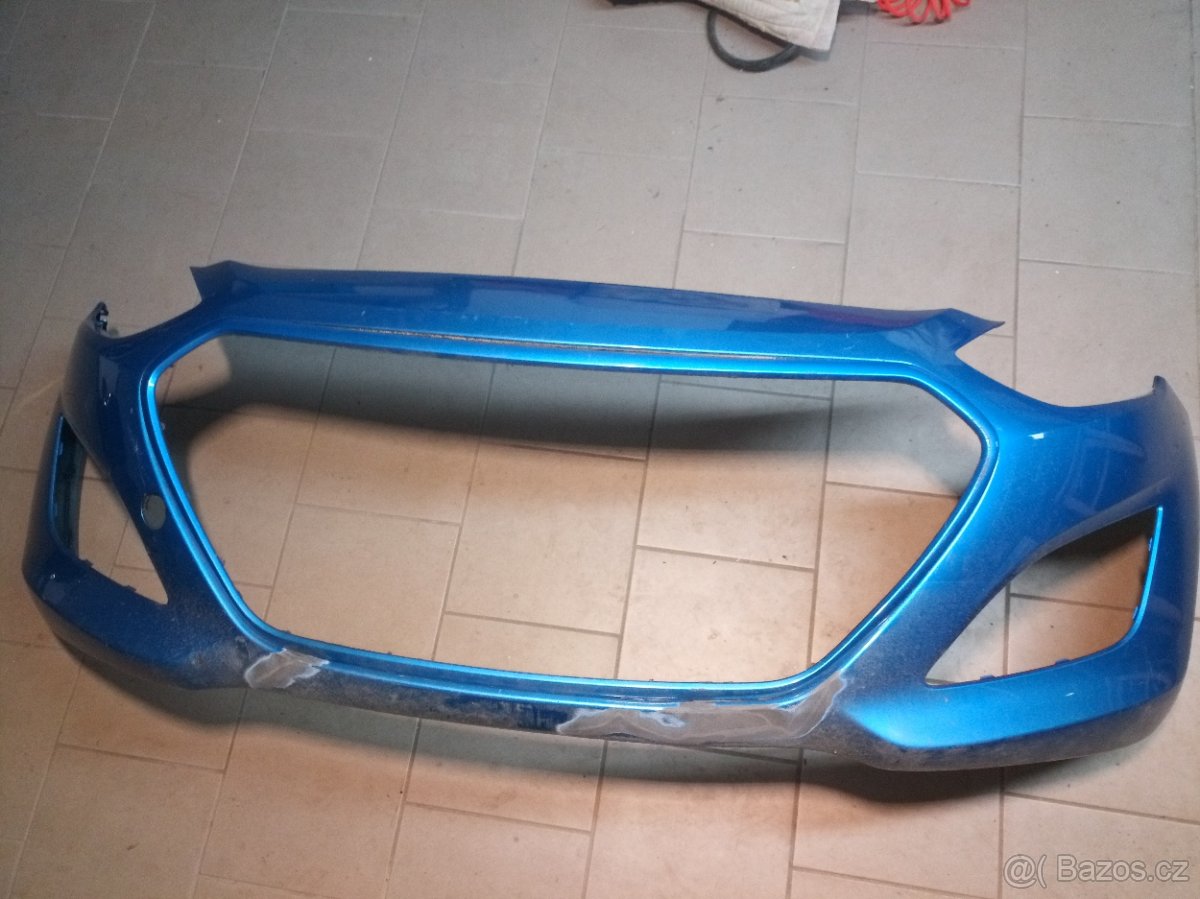 Přední nárazníky Hyundai použité - 4