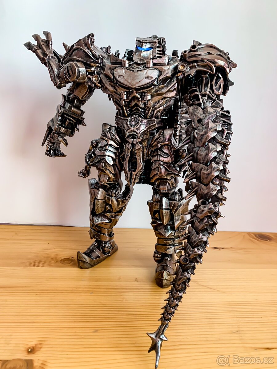 Transformers - Scorn (Black Mamba LS11) - 4
