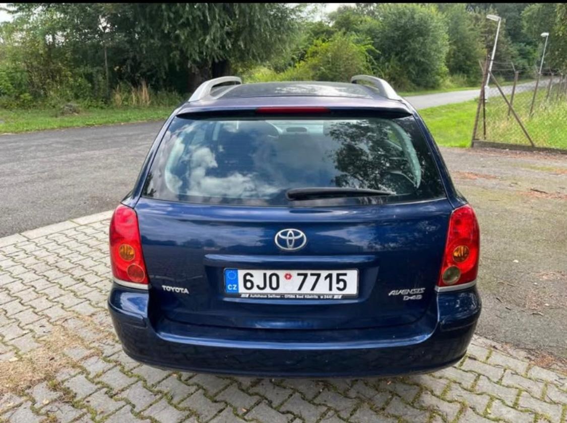 Toyota avensis - 4
