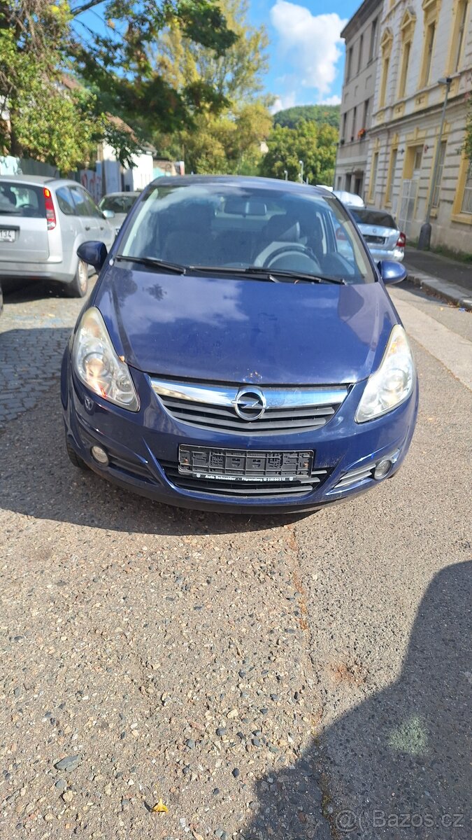 Opel Corsa 2009 - 4