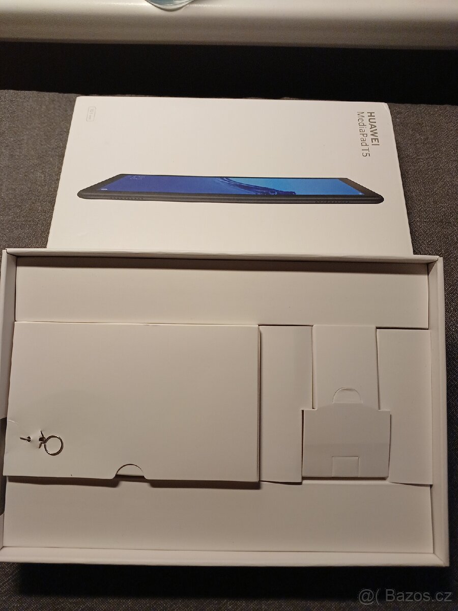 Tablet Huawei MediaPad T5 - 4