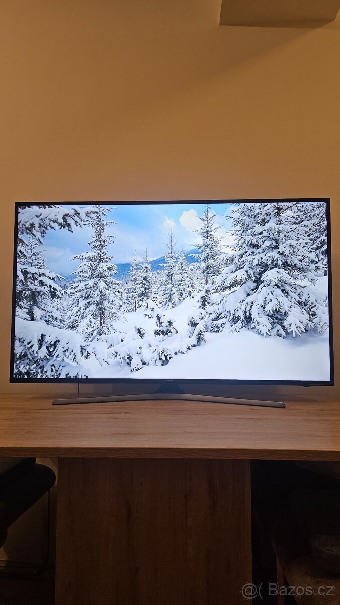 55"(140cm) 4K Chytrá TV Samsung - 4