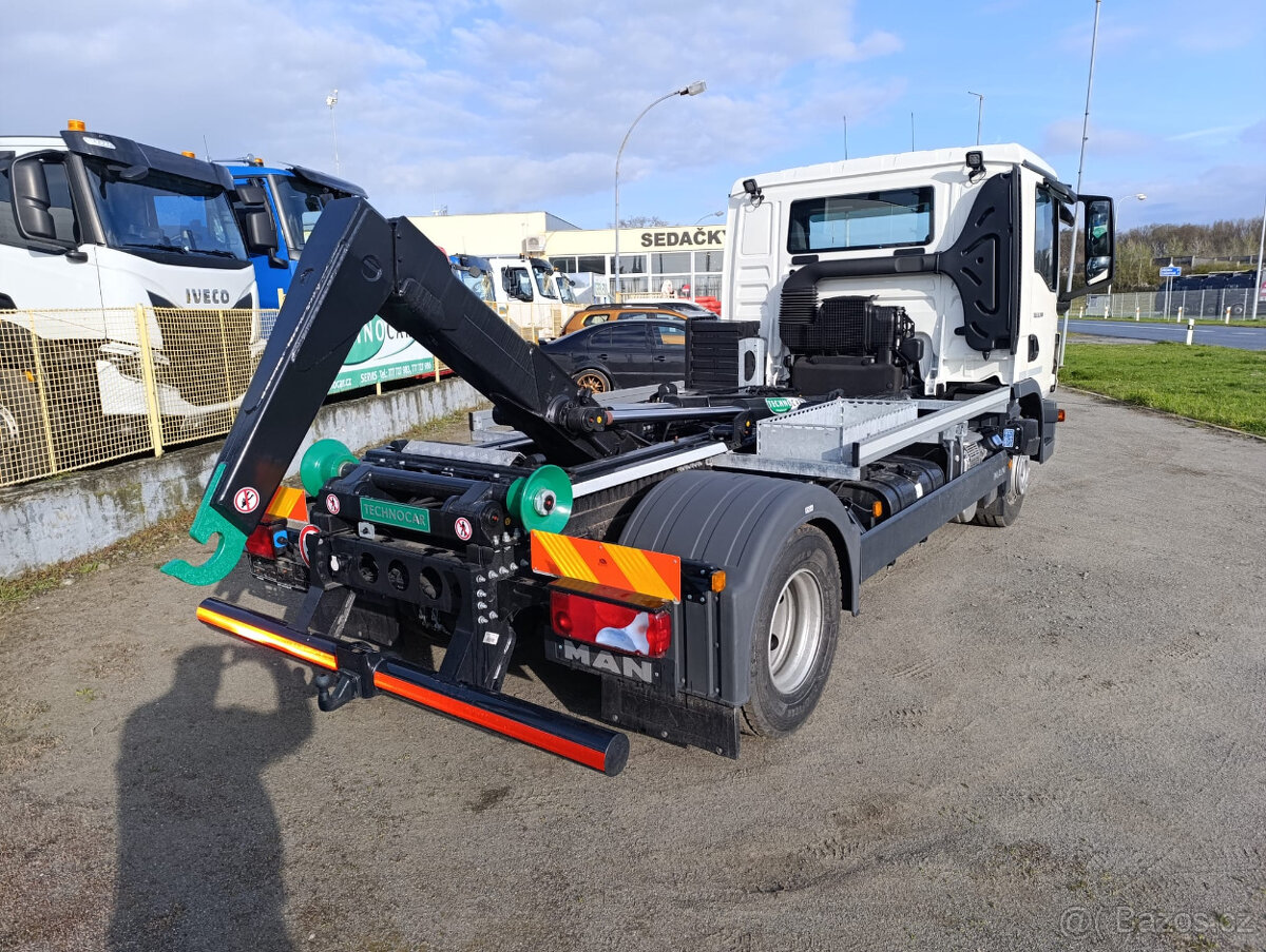 MAN TGL 12.190 4x2 BL hákový nosič kontejnerů TECHNOCAR - 4