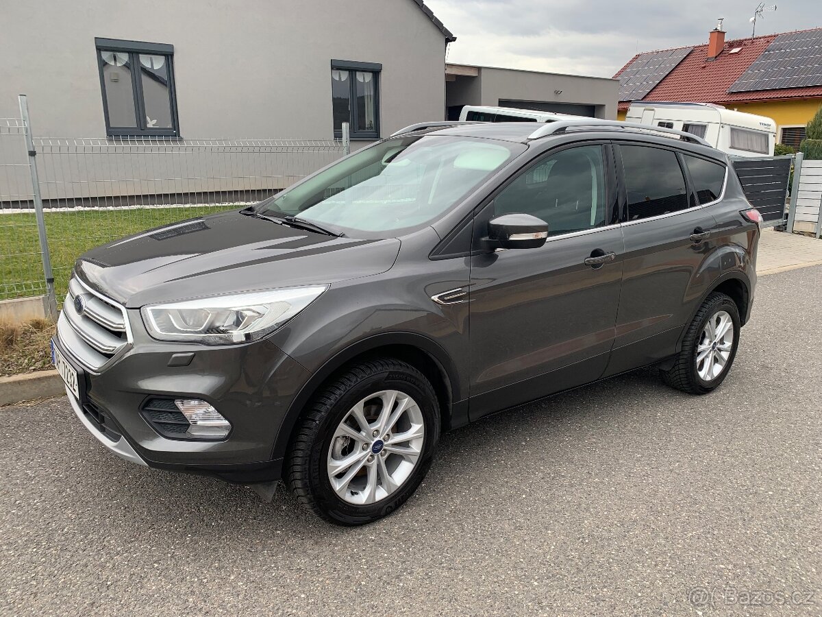 Ford Kuga 1.5 110kw Titanium (bez DPH 296.694,-) - 4
