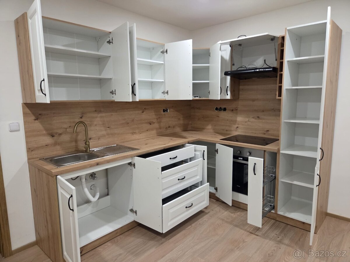 Nová kuchyně STELLA 250 x 205cm - 4