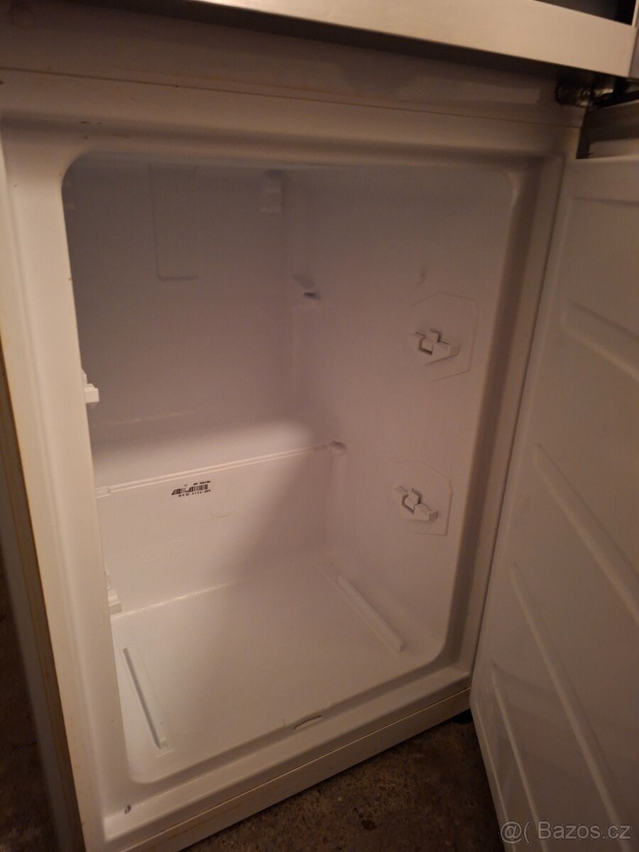 Prodám ledničku s mrazákem - 4