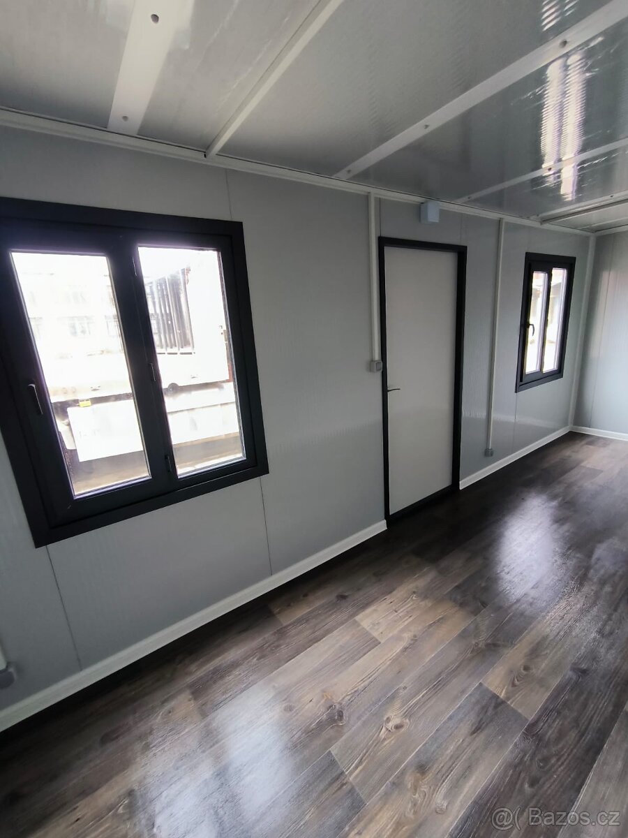 Obytný kontejner - 2,4 × 6 m - 4