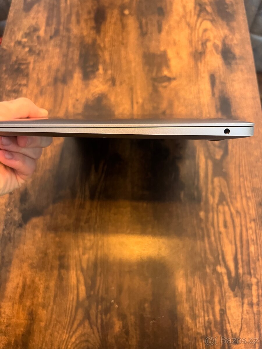 Macbook Air M1 16gb 256 ssd - 4