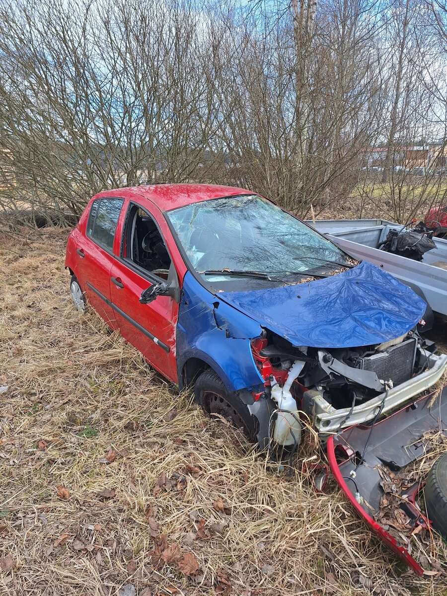 Clio,Sharan,leon,Caliber - 4