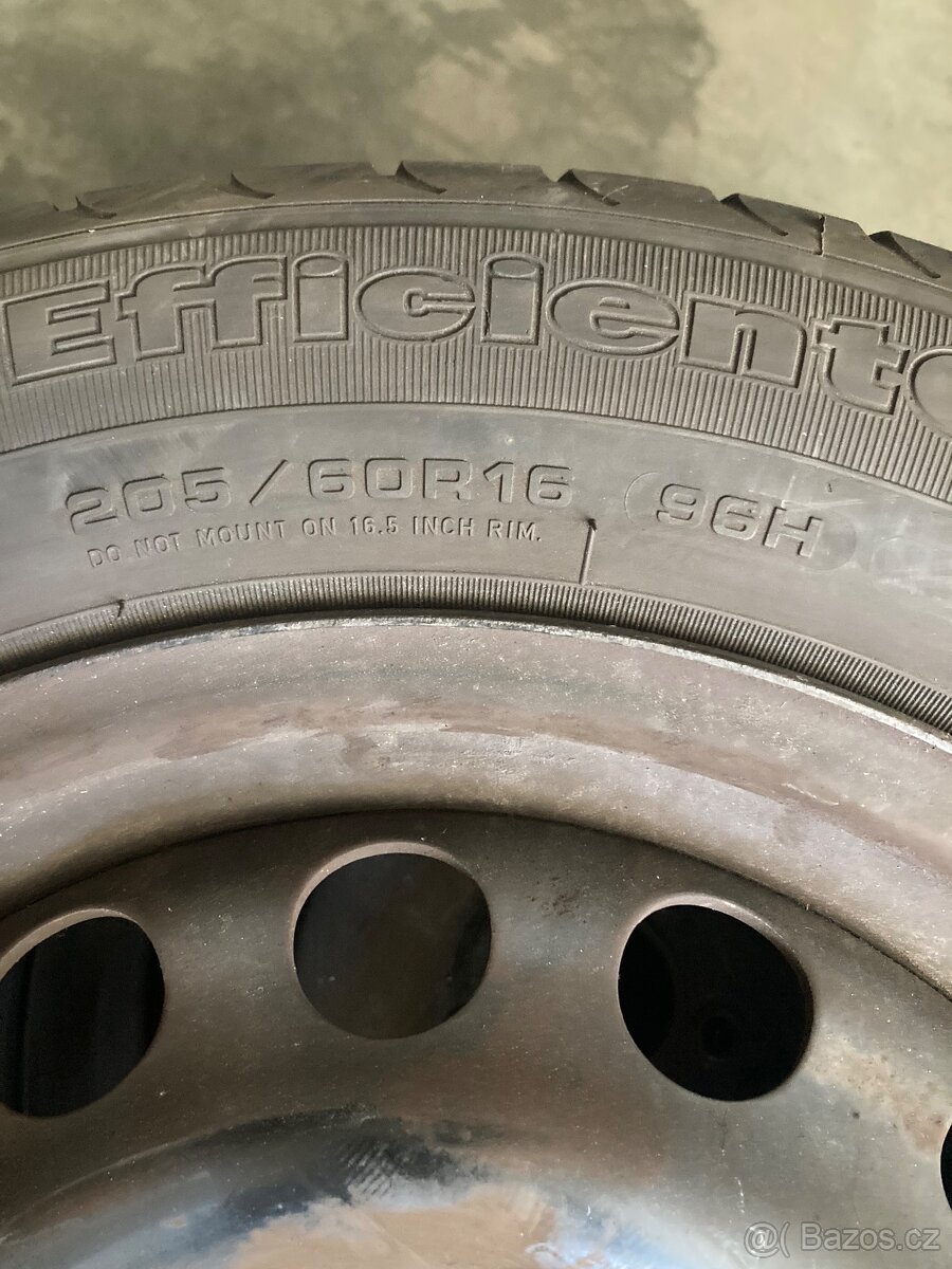 205/60/16 Letni na diskách Ford 5x108 - 4