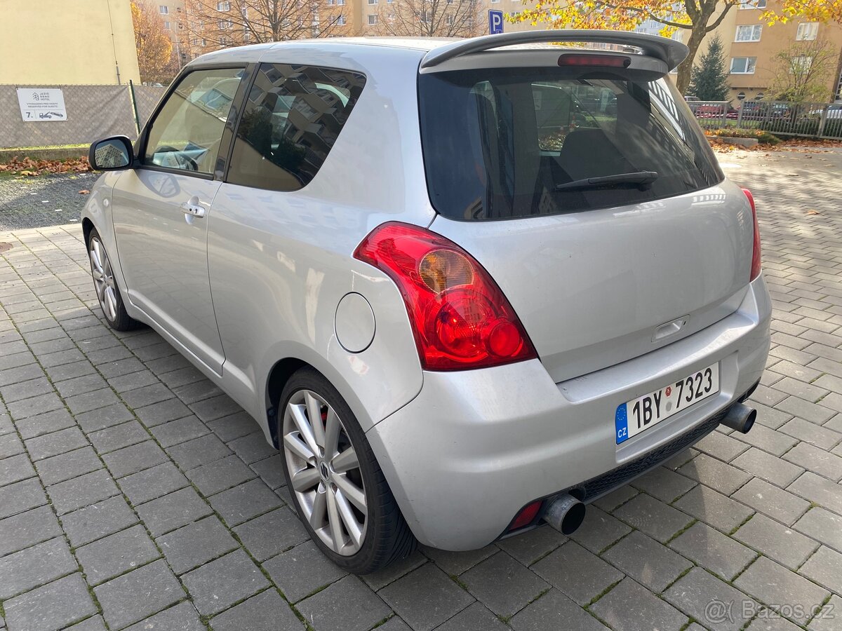Suzuki Swift Sport - 4
