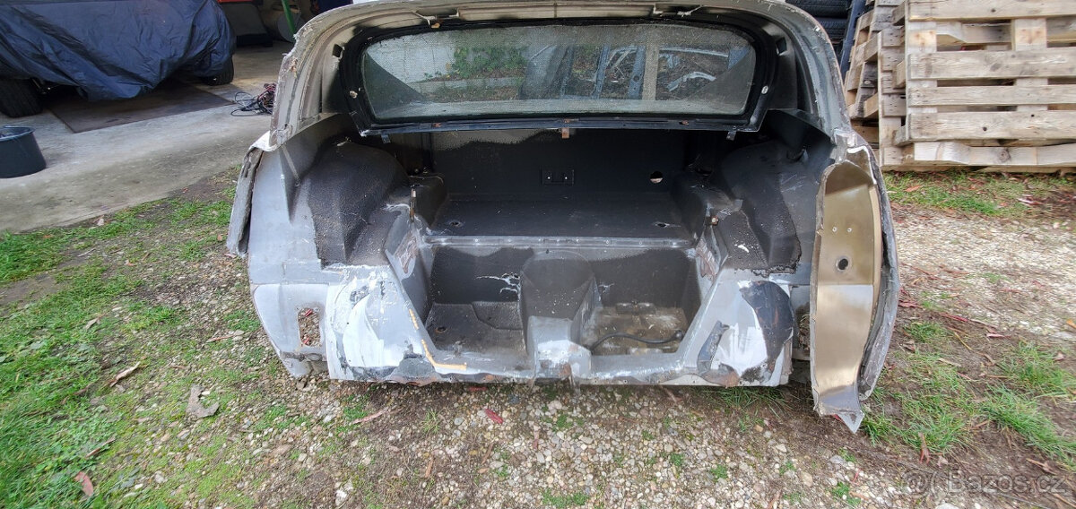 C3 corvette, zadní klip - 4