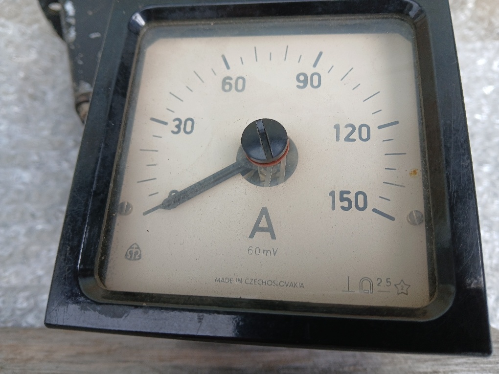 \ěřicí přístroje - voltmetr SIEMENS a ampérmetr METRA BLANS - 4