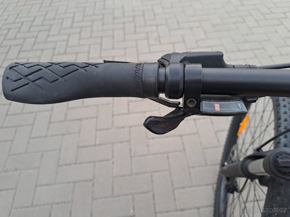 TREK MARLIN 5 27,5" rám S - 4