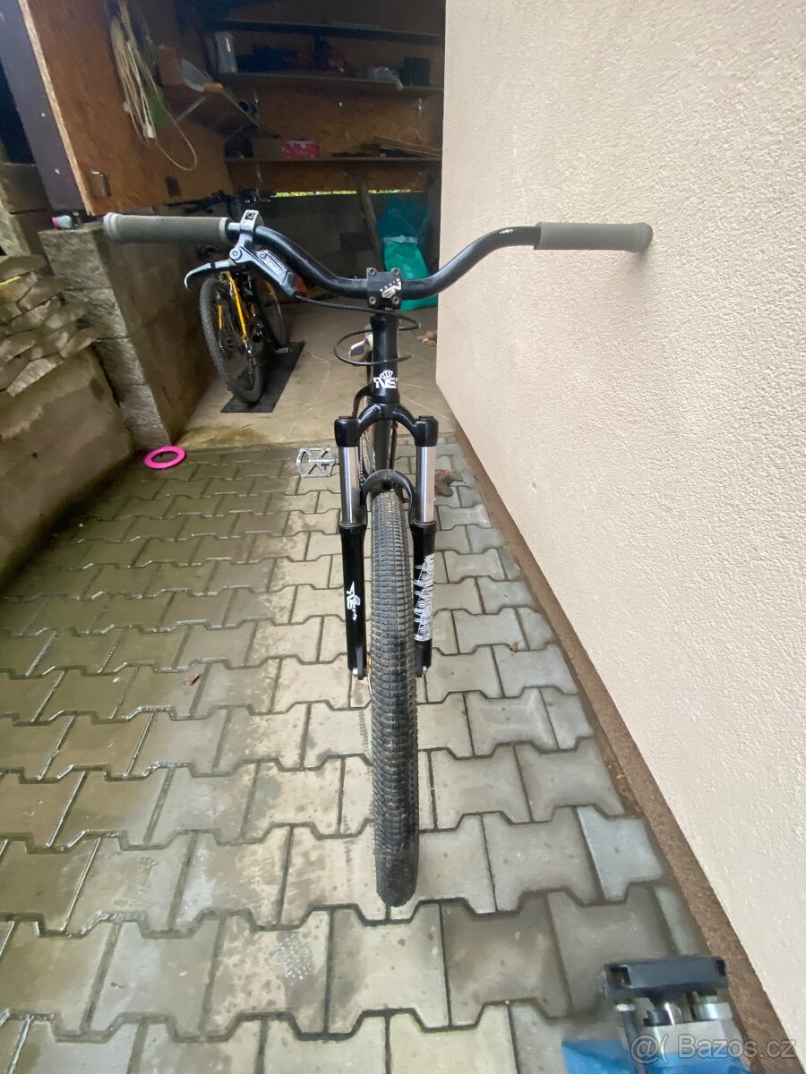 Dirtové kolo NS bikes - 4