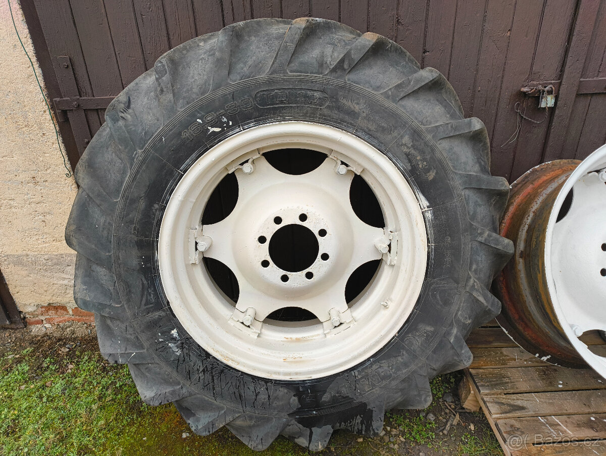 Kolo a ráfek Zetor 30 palců - 4