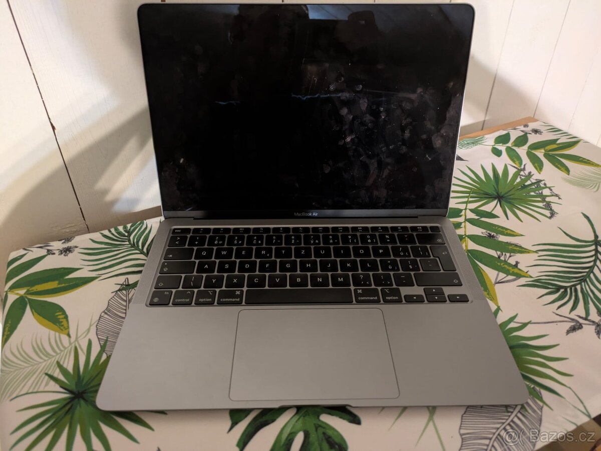 -- MacBook Air M1 -- - 4