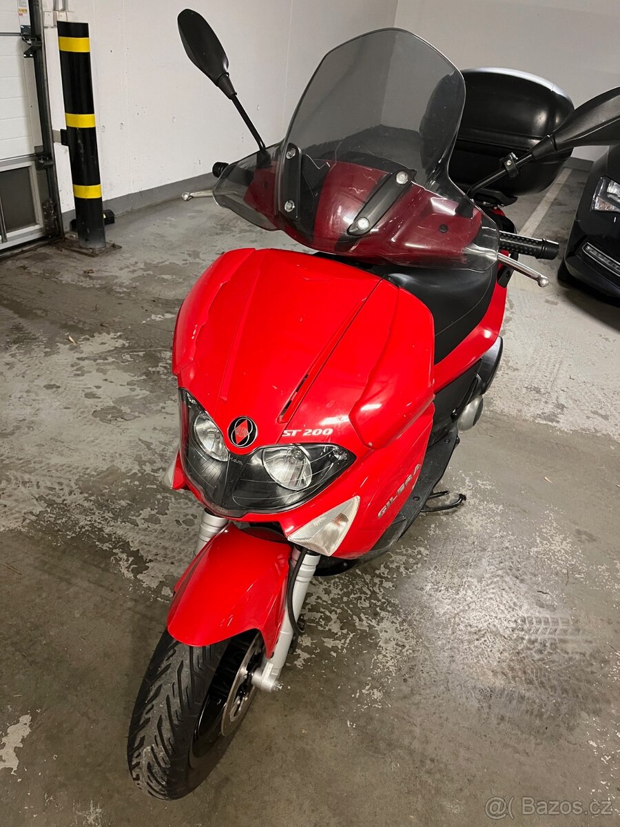 Gilera Runner 200 ST - 4