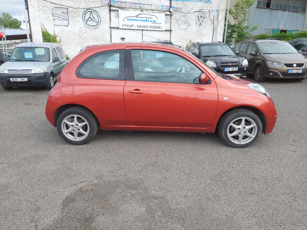 Nissan Micra 1.3i - 4