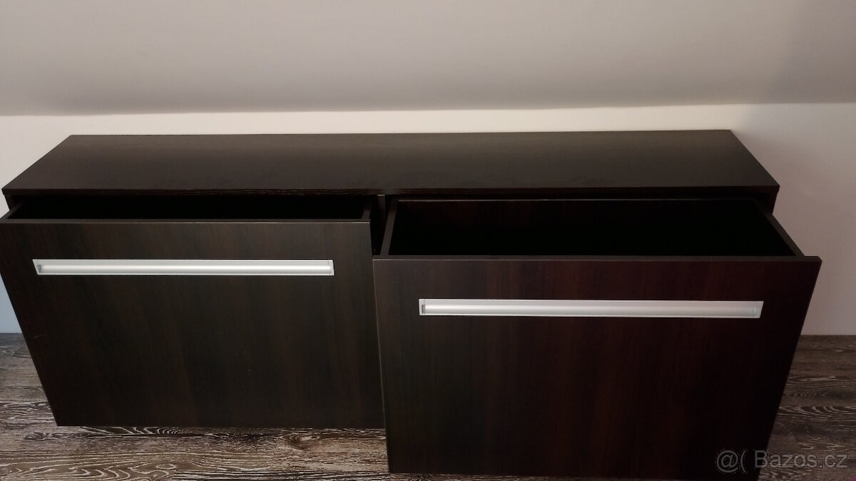 nábytek ložnice komplet - 4