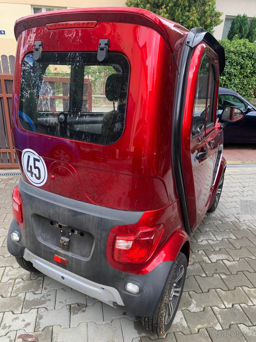 Elektrické auto od 15 let