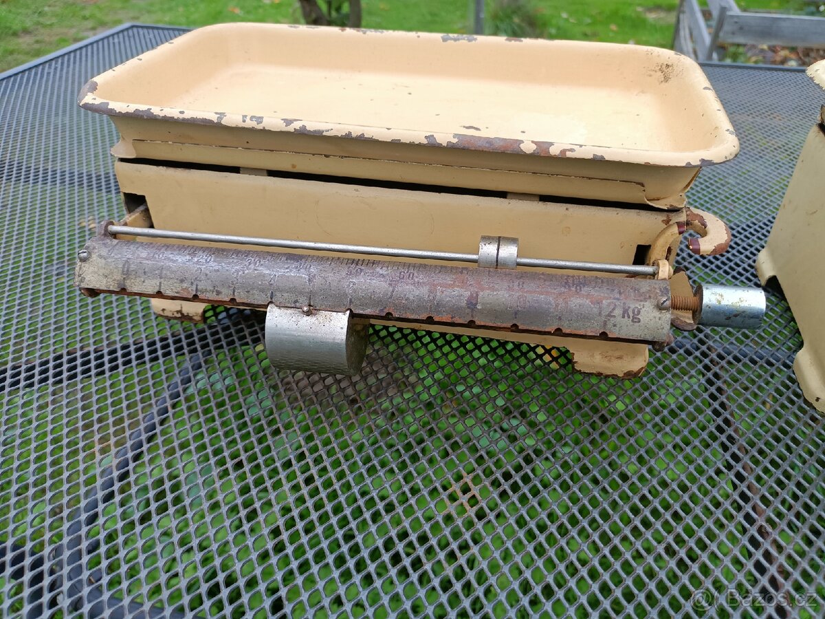 Staré kuchyňské váhy - 4