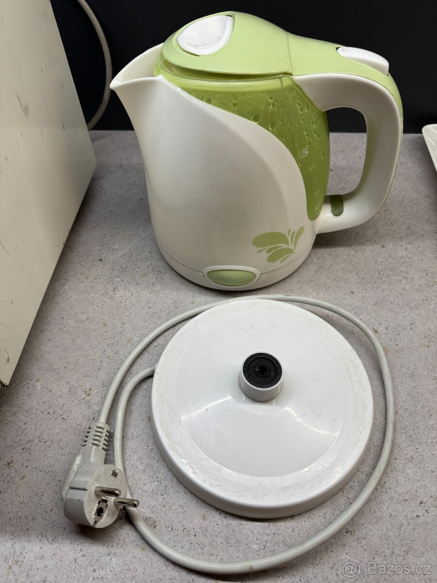 rychlovarná konvice - 4