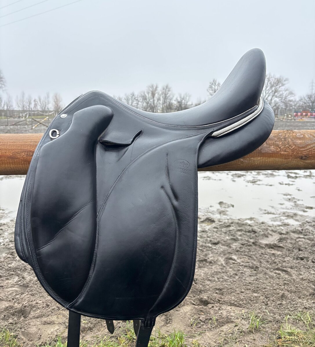 Drezurní sedlo Devoucoux Makila Lab - 4