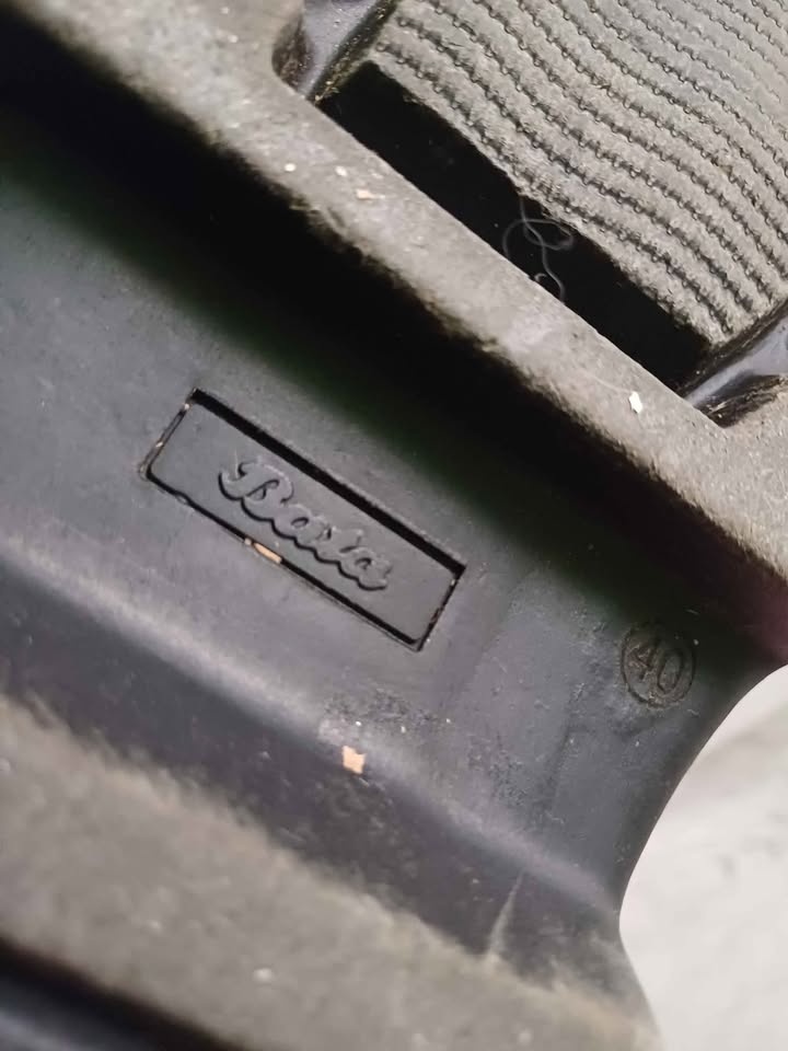 Dívčí/dámské zimní boty Baťa vel 40 - 4