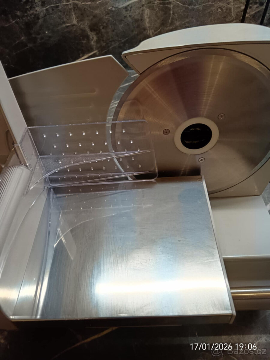 elektrický kráječ Severin AS3915 - 4